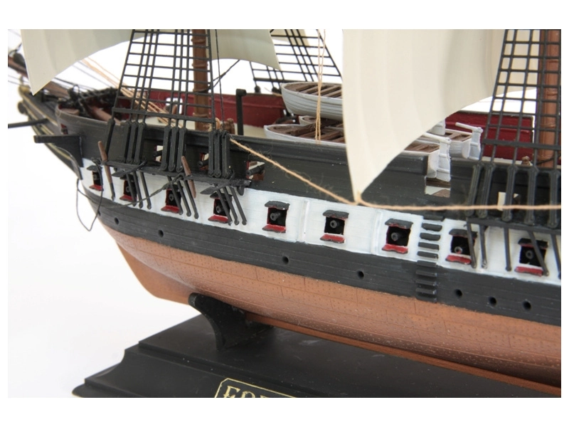 Zvezda French Frigate „Acheron“ (1:200)
