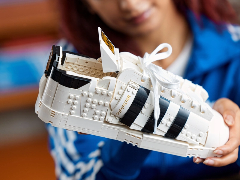Ikony LEGO - adidas Originals Superstar
