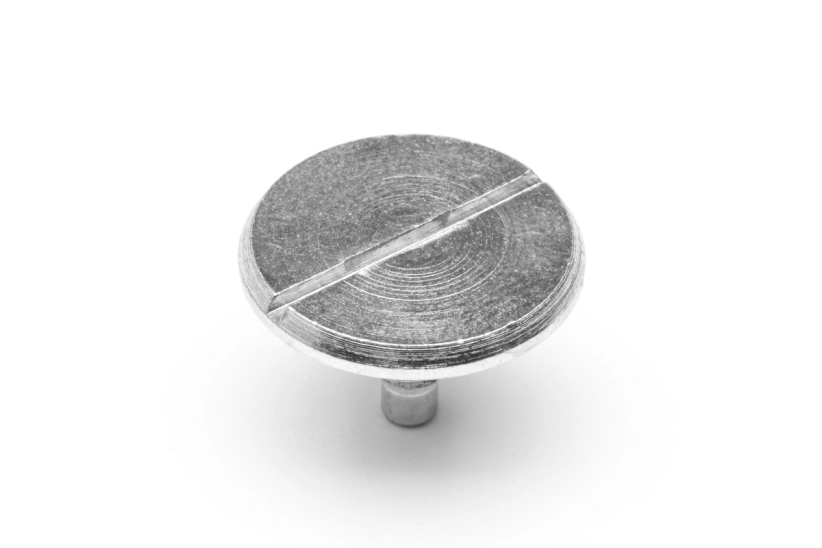 Špeciálne skrutky M4