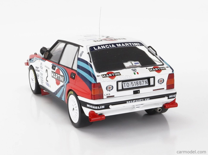 Ixo-models Lancia Delta Integrale 16v Martini (night Version) N 2 Rally Safari 1990 Miki Biasion - Tiziano Siviero 1:18 Bílá Modrá Červená