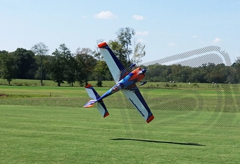 95" Extra 330S – modrá/biela 2,41 m