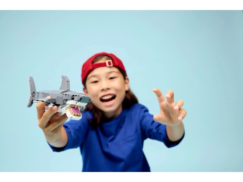 LEGO Creator - Divoký žralok a truhla s pokladom