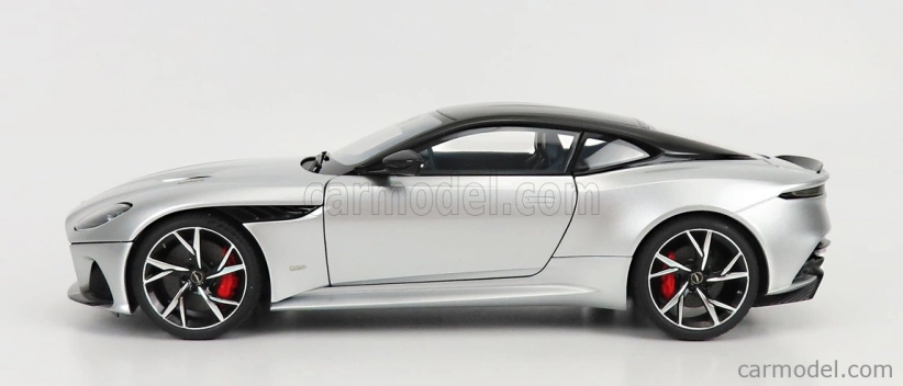 Autoart Aston martin Dbs Superleggera 2019 1:18 Bleskové Stříbro