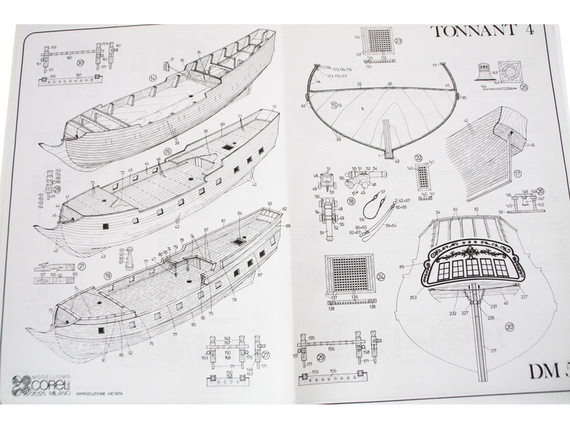 COREL Le Tonnant 1:50 kit
