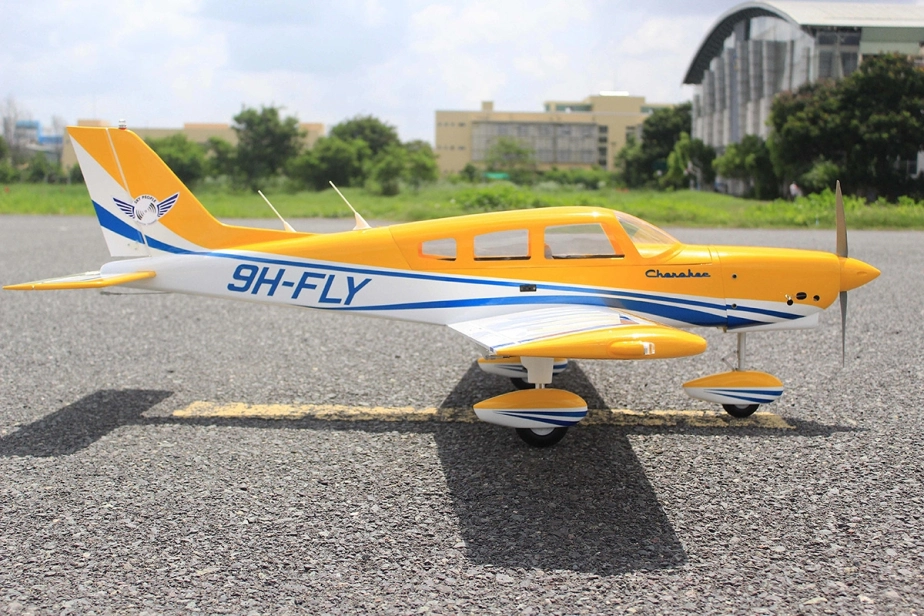 Piper Cherokee 1,53m Žlutý