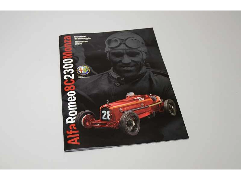 Italeri Alfa Romeo 8C 2300 Monza (1:12)