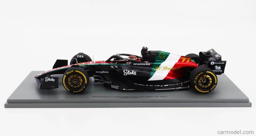 Spark-model Alfa romeo F1  C43 Team Stake N 77 Monza Italy Gp 2023 Valtteri Bottas 1:18 Černá Červená Bílá Zelená