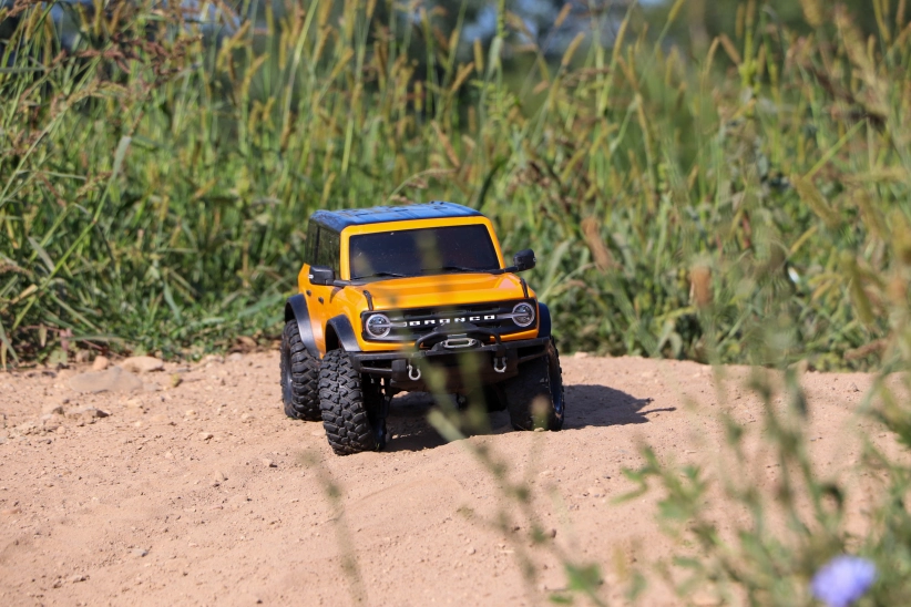 RC auto Traxxas TRX-4 Ford Bronco 2021 TQi 1:10 RTR, oranžová