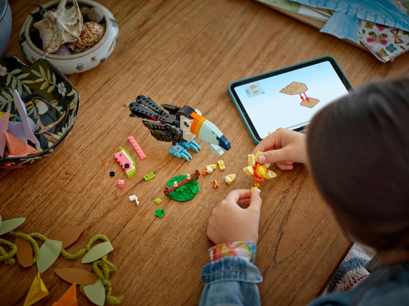 LEGO Creator - Divoké zvieratá: Tropický tukan