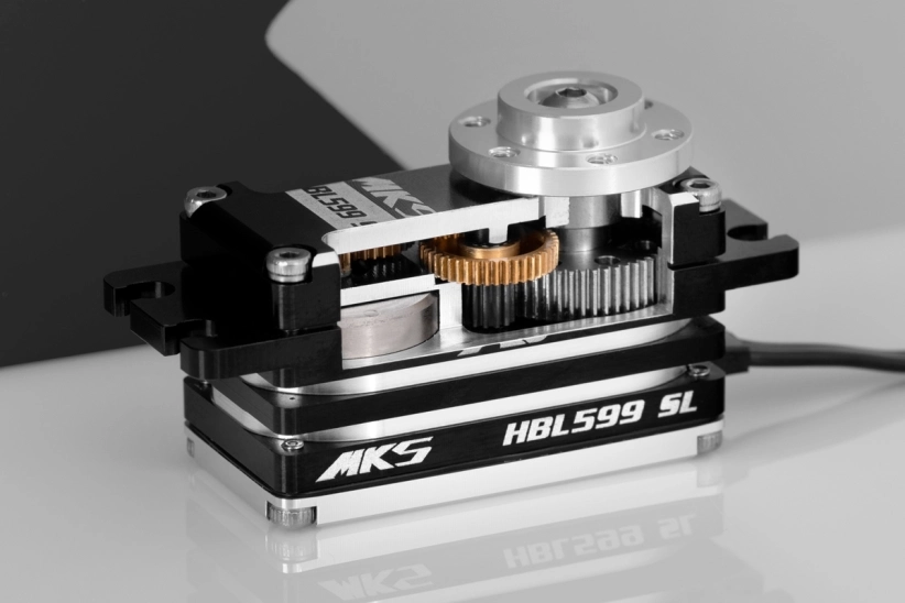 HBL599SL (0,09s/60°, 23,0 kg.cm)