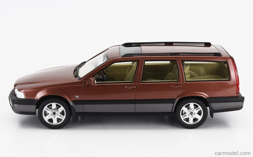 Cult-scale models Volvo V70 Xc Cross Country Sw Station Wagon 1996 1:18 Brown