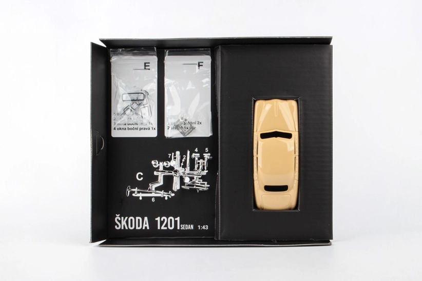 Abrex Škoda 1201 (1956) 1:43 – taxi – stavebnica