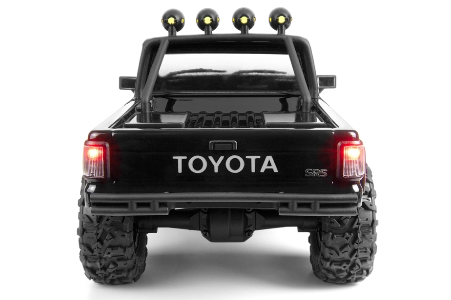 Venture18 Flux 1985 Toyota Hilux SR5 - čierna