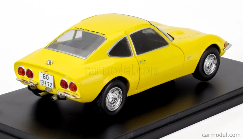 Edicola Opel Gt 1900 Coupe 1968 - Con Vetrina - With Showcase 1:24 Žlutá