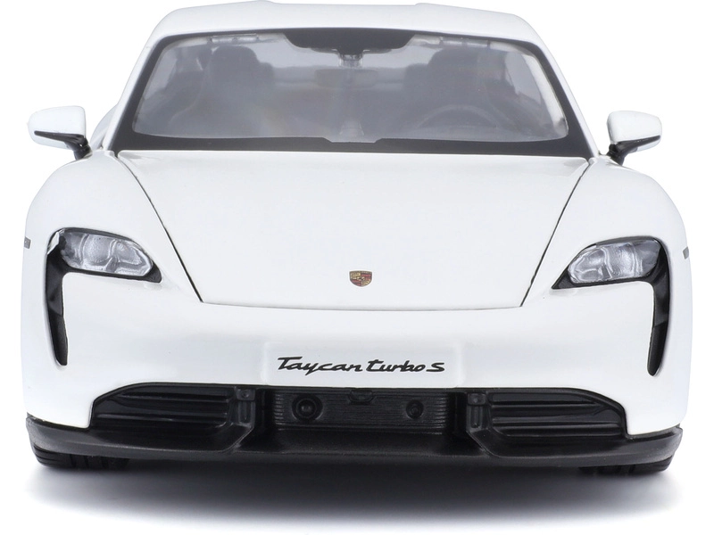 Bburago Porsche Taycan Turbo S 2019 Carrara 1:24 bílá