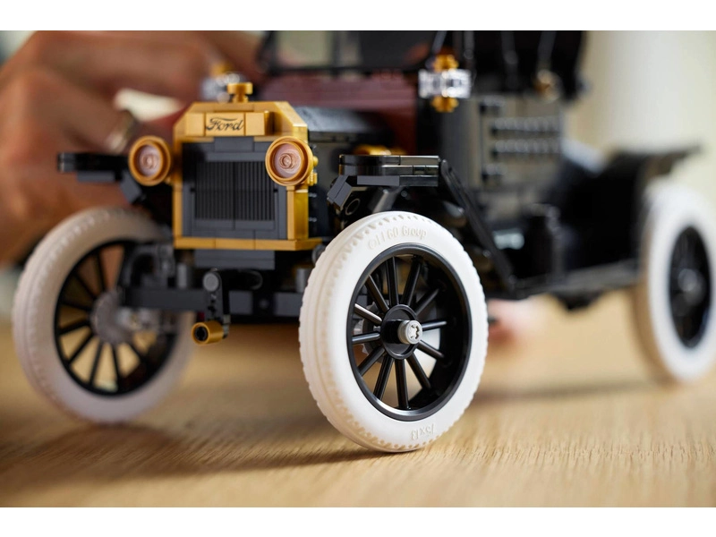 LEGO Icons - Ford Model T