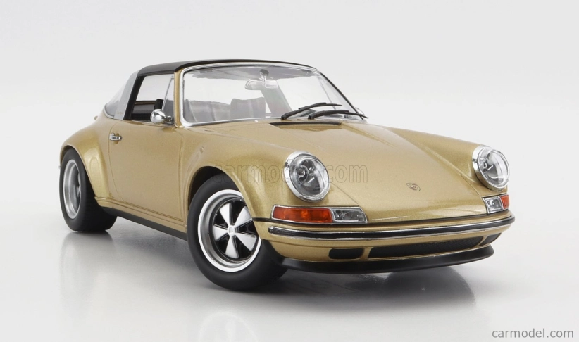 Porsche 911 by Singer Targa 2014 v mierke 1:18 Gold Met