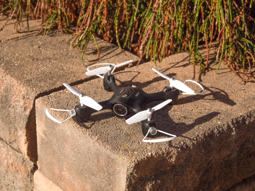 Dron Syma X23W, čierna