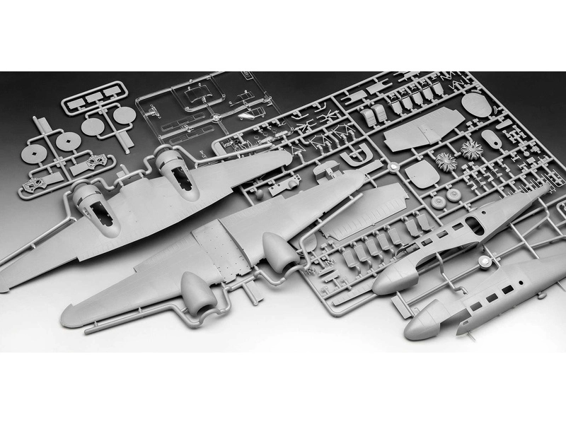Revell Beechcraft Model 18 (1:48) (súprava)