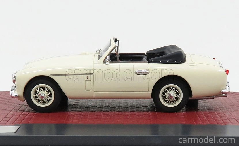 Matrix scale models Aston martin Db2/4 Mkii Dhc By Tickford Cabriolet Open 1955 1:43 Bílá
