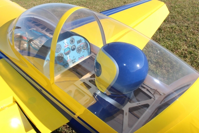 110" Yak 54 EXP žltá/modrá 2,79m
