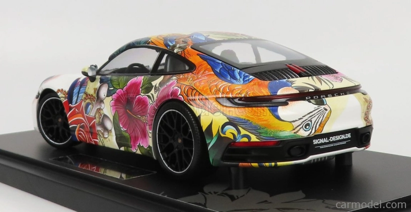 Minichamps Porsche 911 Carrera 4s Coupe Flower Design 2019 1:18 Různé
