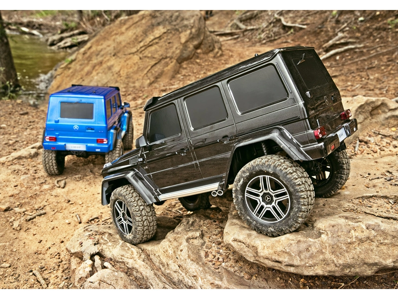 RC auto Traxxas TRX-4 Mercedes G500 1:10 s LED osvětlením TQi, černá