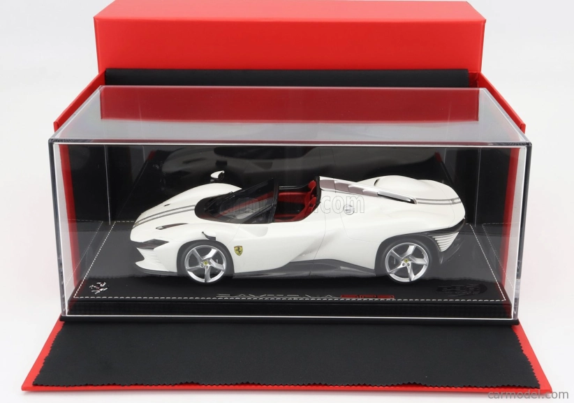 Bbr-models Ferrari Daytona Sp3 Open Roof Icona 2022 - Con Vetrina - S vitrínou 1:18 Bianco Italia - Biela