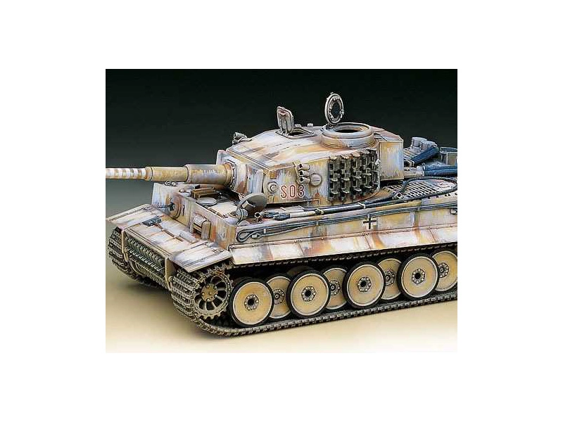 Academy Tiger-I (1:35)
