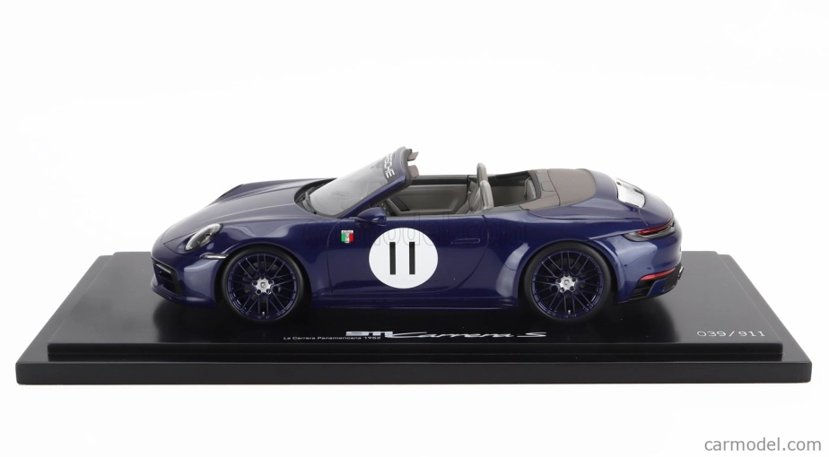 Spark-model Porsche 911 992 Carrera S Cabriolet Open N 11 2024 - La Carrera Panamericana 1952 - Con Vetrina - S vitrínou 1:18 Blue