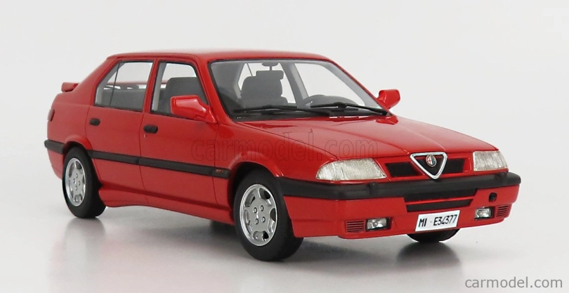 Cult-scale models Alfa romeo 33 S Qv Permanent 4 1991 1:18 Red