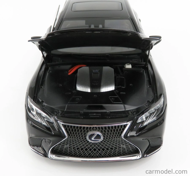 Autoart Lexus Ls500h 2018 1:18 čierna