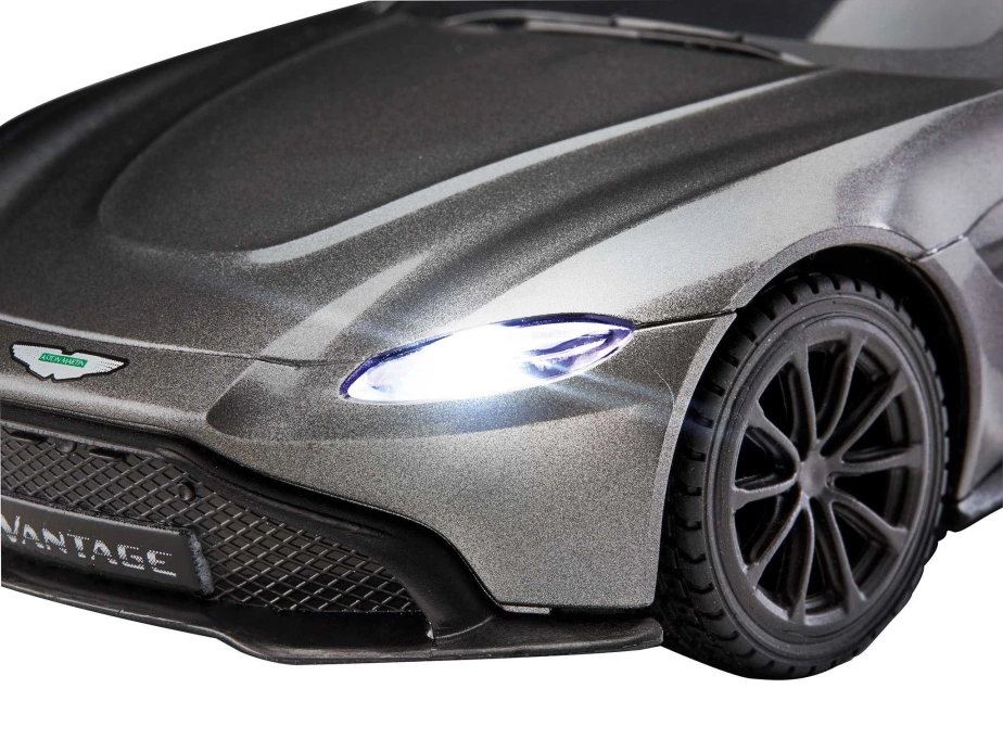 Autíčko REVELL 24658 - Aston Martin