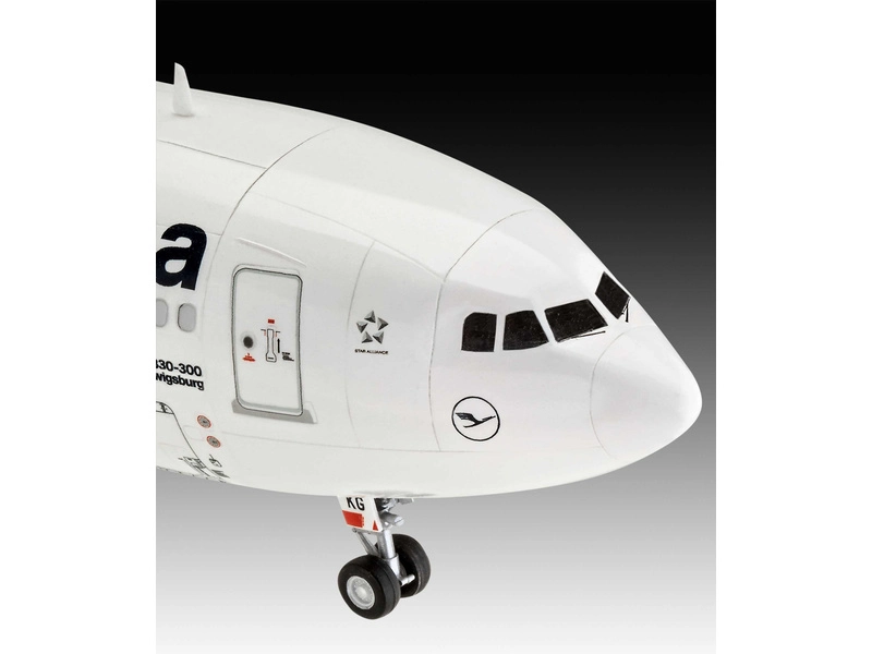 Revell Airbus A330-300 Lufthansa New Livery (1:144)