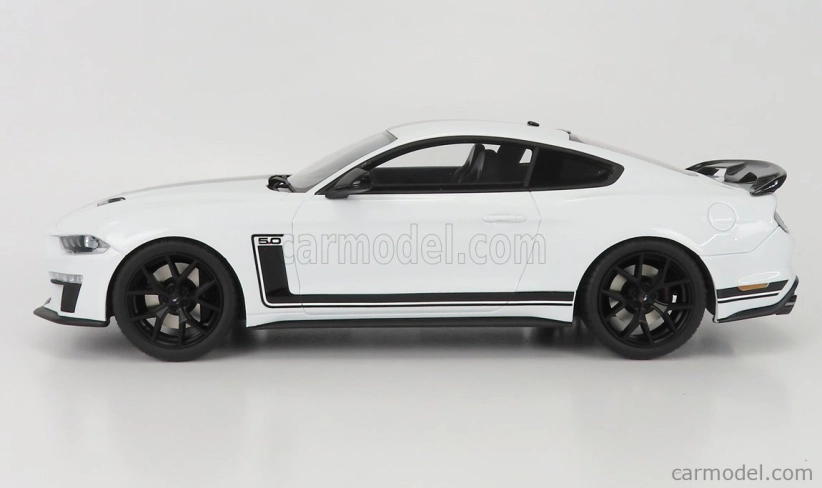 Gt-spirit Ford usa Mustang Coupe 5.0 R-spec Rhd 2020 1:18 White Black