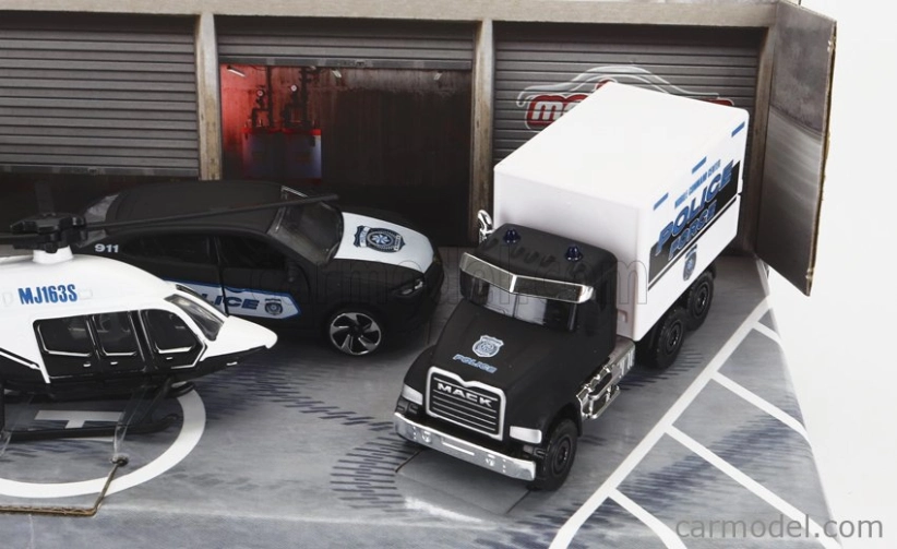 Majorette Chevrolet Set Assortment 5 Cars Police Force Pieces 1:64 Bílá Černá