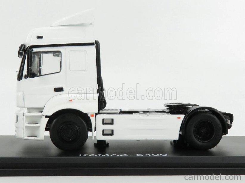 Modely v mierke Štart Kamaz 5490 Tractor Truck 2-assi 2018 1:43 White