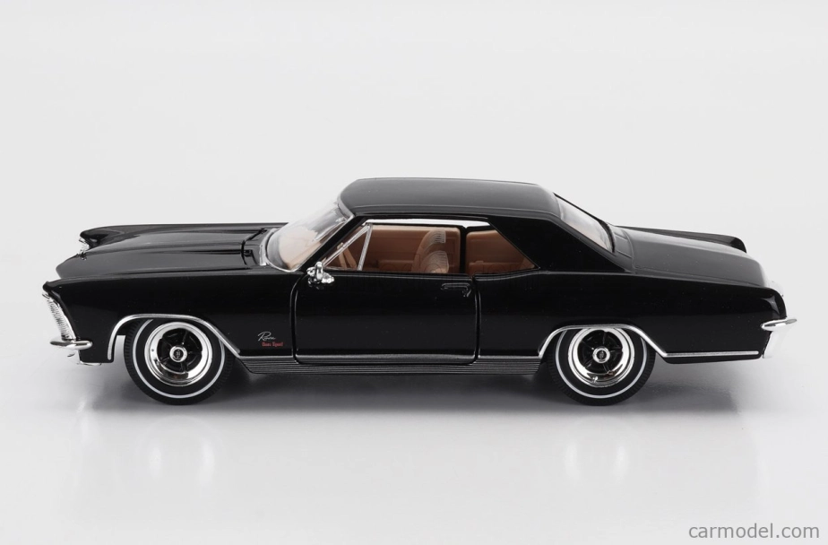 Maisto Buick Riviera 1965 1:26 Black