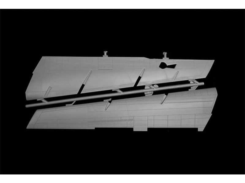 Italeri Boeing B-52G Stratofortress Early version (1:72)