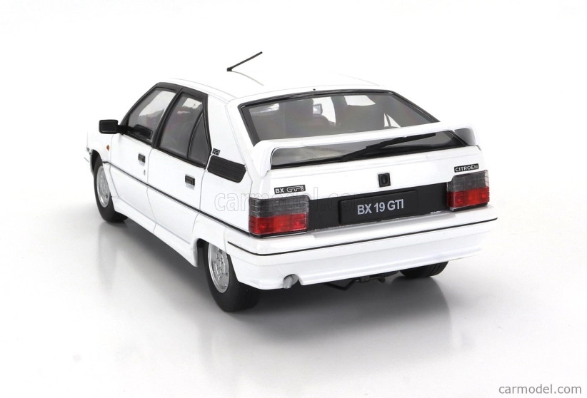 Triple9 Citroen Bx Gti 1990 1:18 Biela
