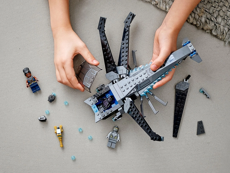 LEGO Super Heroes – Black Panther a dračie lietadlo