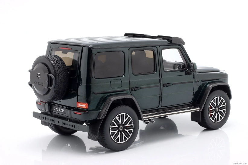 I-scale Mercedes benz G-class G63 Amg V8 Biturbo 4x4 (w463) 2022 1:18 Green Met