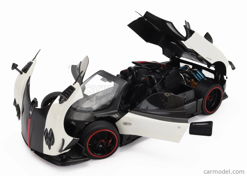 Almost-real Pagani Zonda 5 Cinque Roadster 2009 1:18 Bílý Černý Uhlík