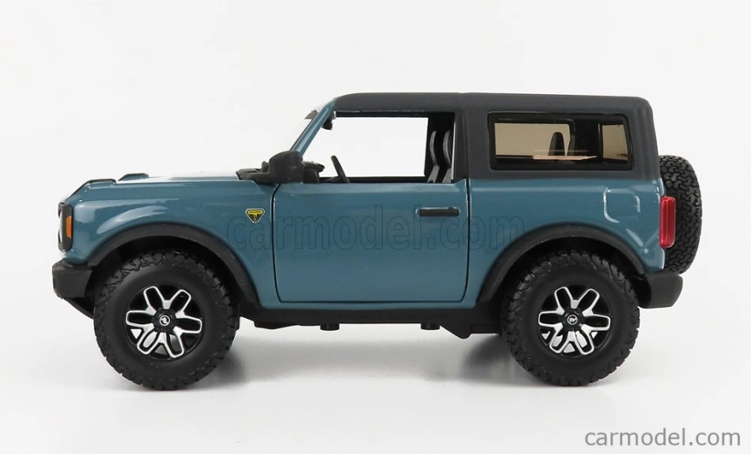 Maisto Ford USA Bronco Badlands 2021 1:24 modro-čierna