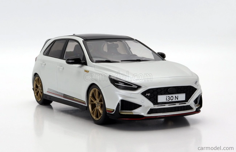 Mcg Hyundai I30 Drive-n limitovaná edícia 2021 1:18 biela met.