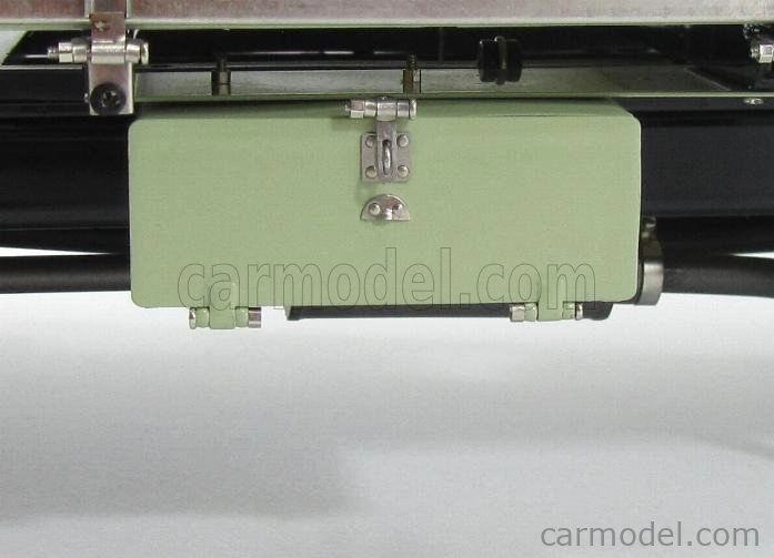 Cmc Mercedes Benz Lo2750 Truck With Tarpaulin - Cassone Telonato 1933 1:18 Zelená