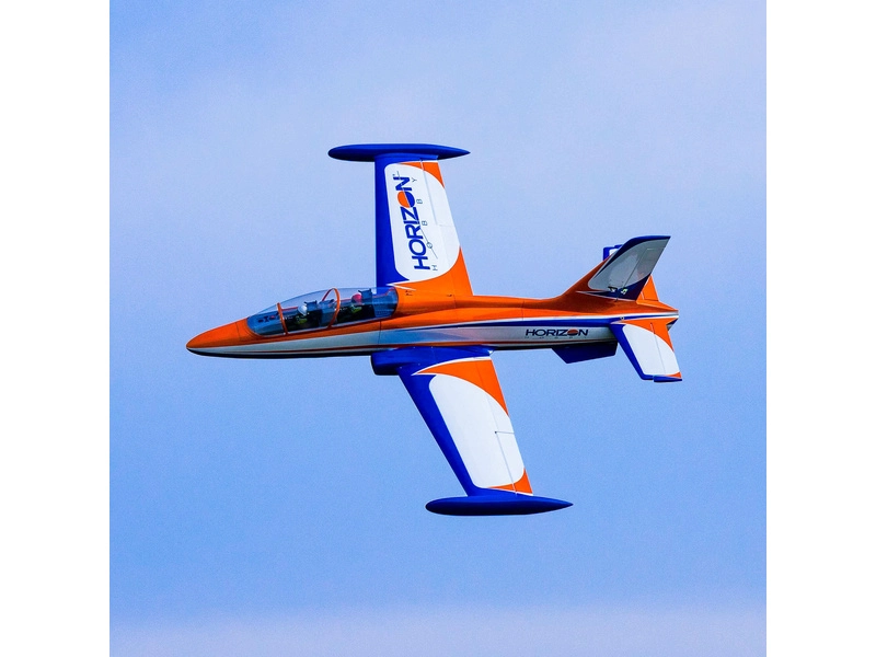 Hangar 9 Aermacchi MB-339 2,1 m ARF, zaťahovací podvozok