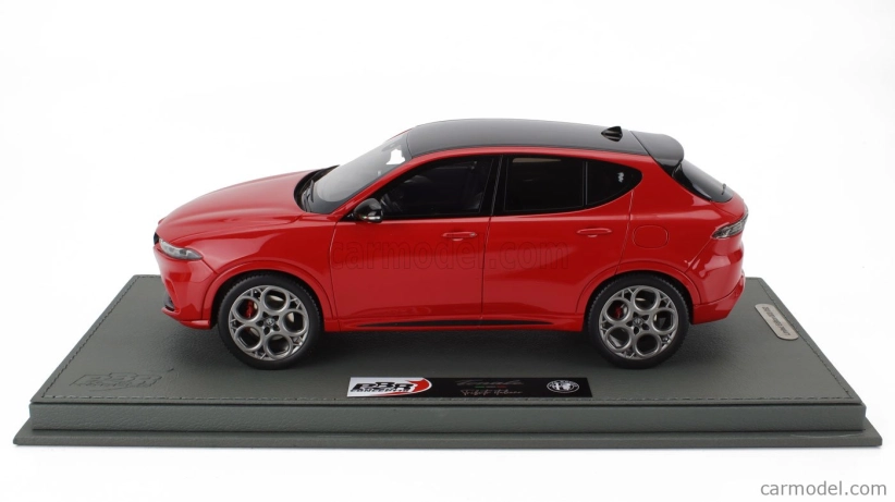 Bbr-models Alfa romeo Tonale Tributo Black Roof 2023 - Con Vetrina - S vitrínou 1:18 Rosso Alfa - červená