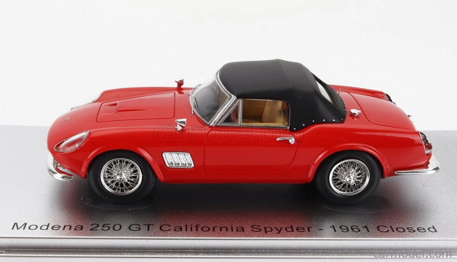 Kess-model Modena 250gt California Spider uzavretý 1961 1:43 Červená čierna