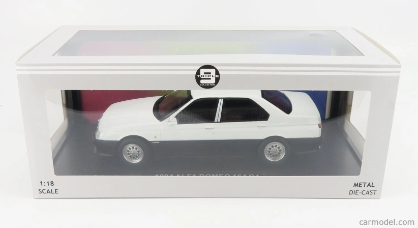 Triple9 Alfa romeo 164 Q4 1994 - Čierny interiér 1:18 Biela